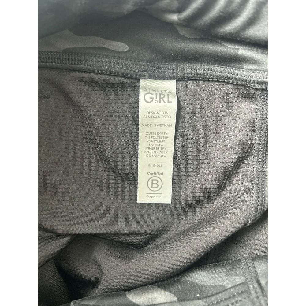 Athleta Girl Camo Lux Swing Skort Gray Black Camouflage XL 14 Activewear Skirt